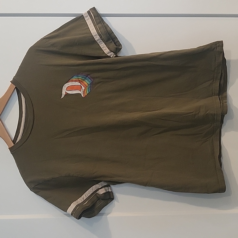 Dark green Disneyland tshirt